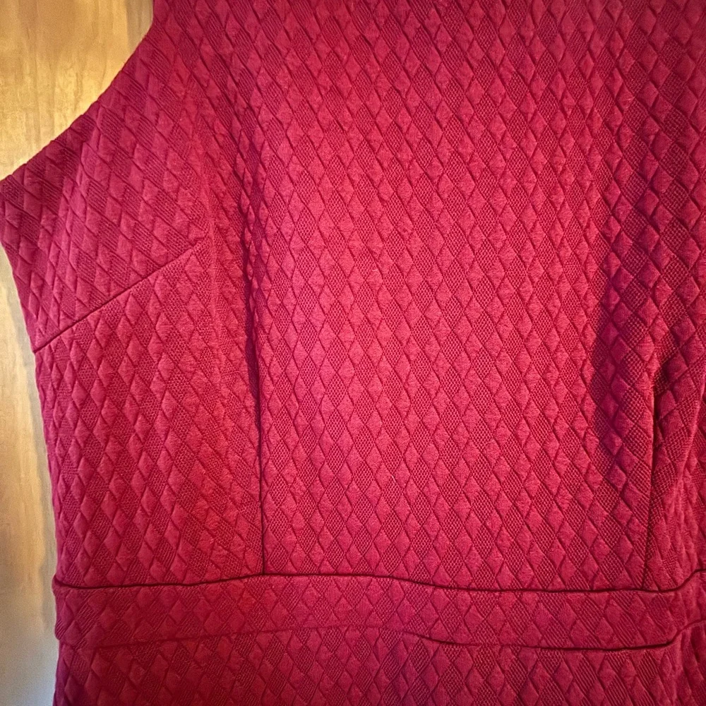 Collective Concepts Rich Red Textured Midi Dress - Picture 2 of 9